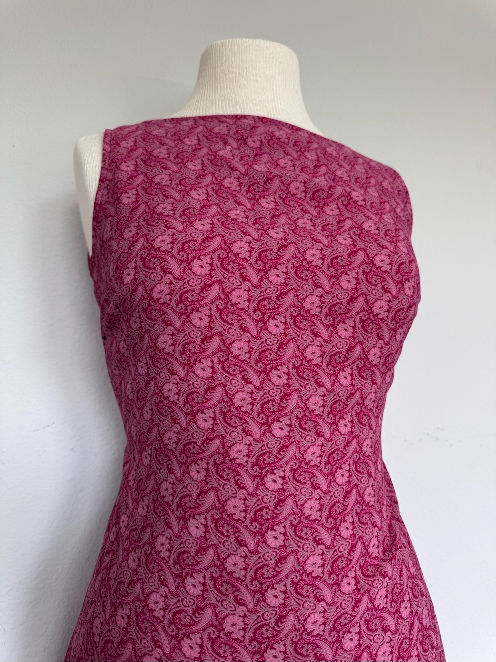 VTG 90s Y2K Old Navy Paisley Floral Sleeveless Mini Shift Dress Magenta Pink